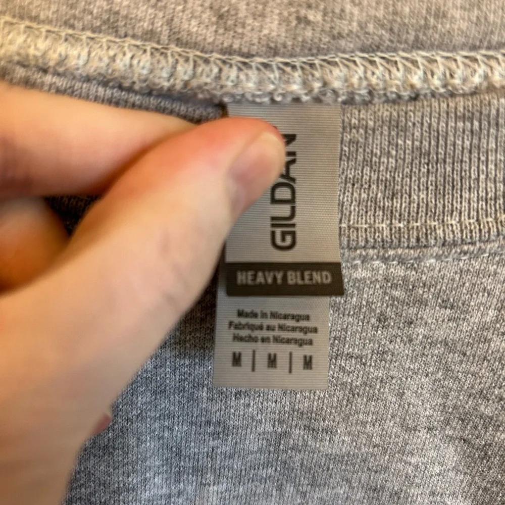 Make Heaven Crowded sweatshirt - Picture 4 of 6